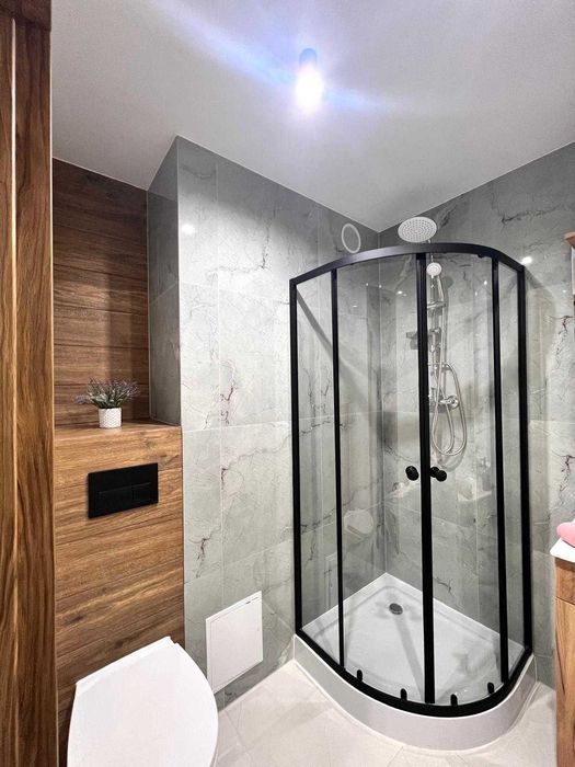 Retkinia.Winda od parteru.Po remoncie.Balkon.Widok na miasto