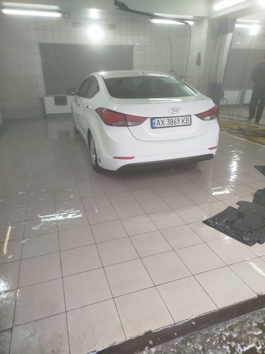 Продам своё авто Хундай Элантра 2015г