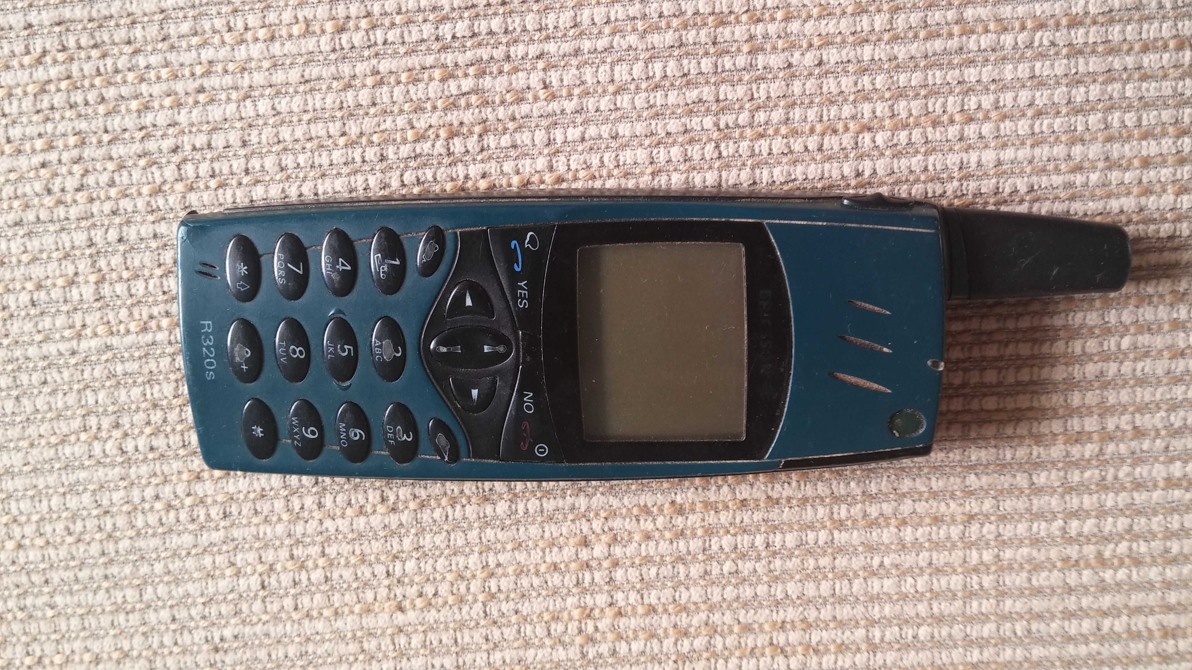 Ericsson R320S мобильный телефон