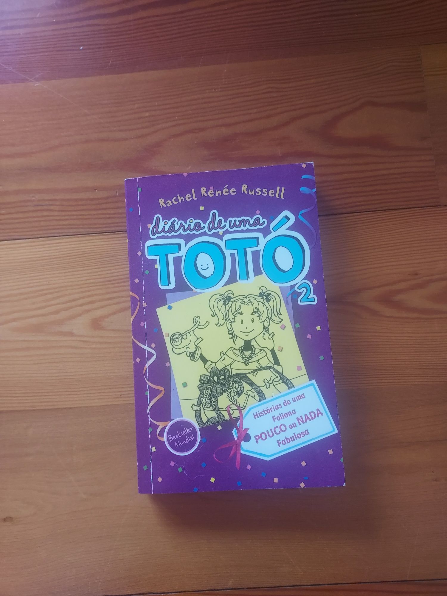 Livro " Diário de uma Totó 2"