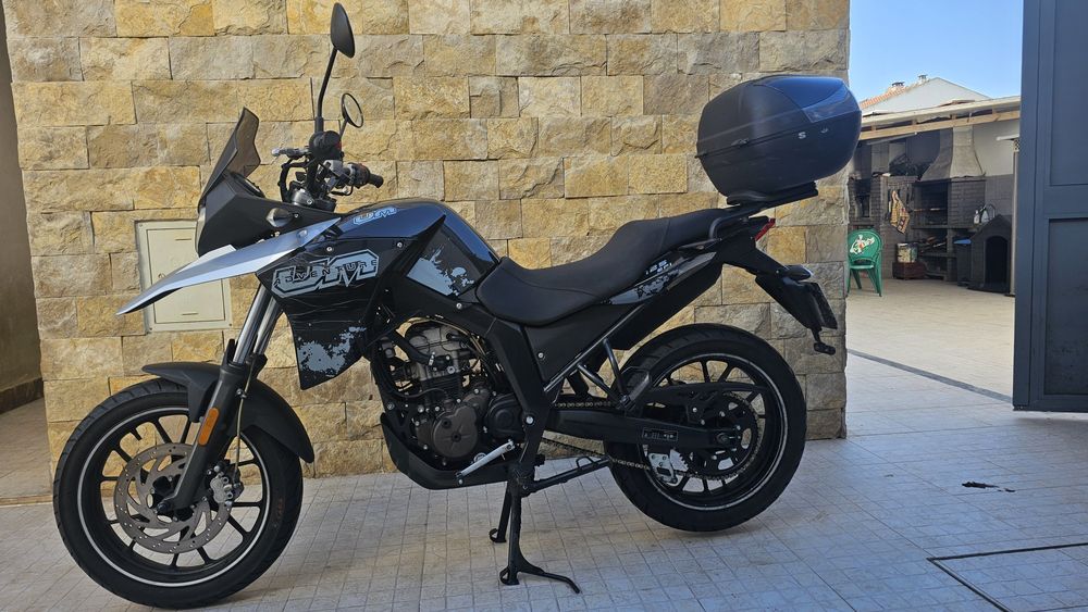 UM DSR SM 125 cm3