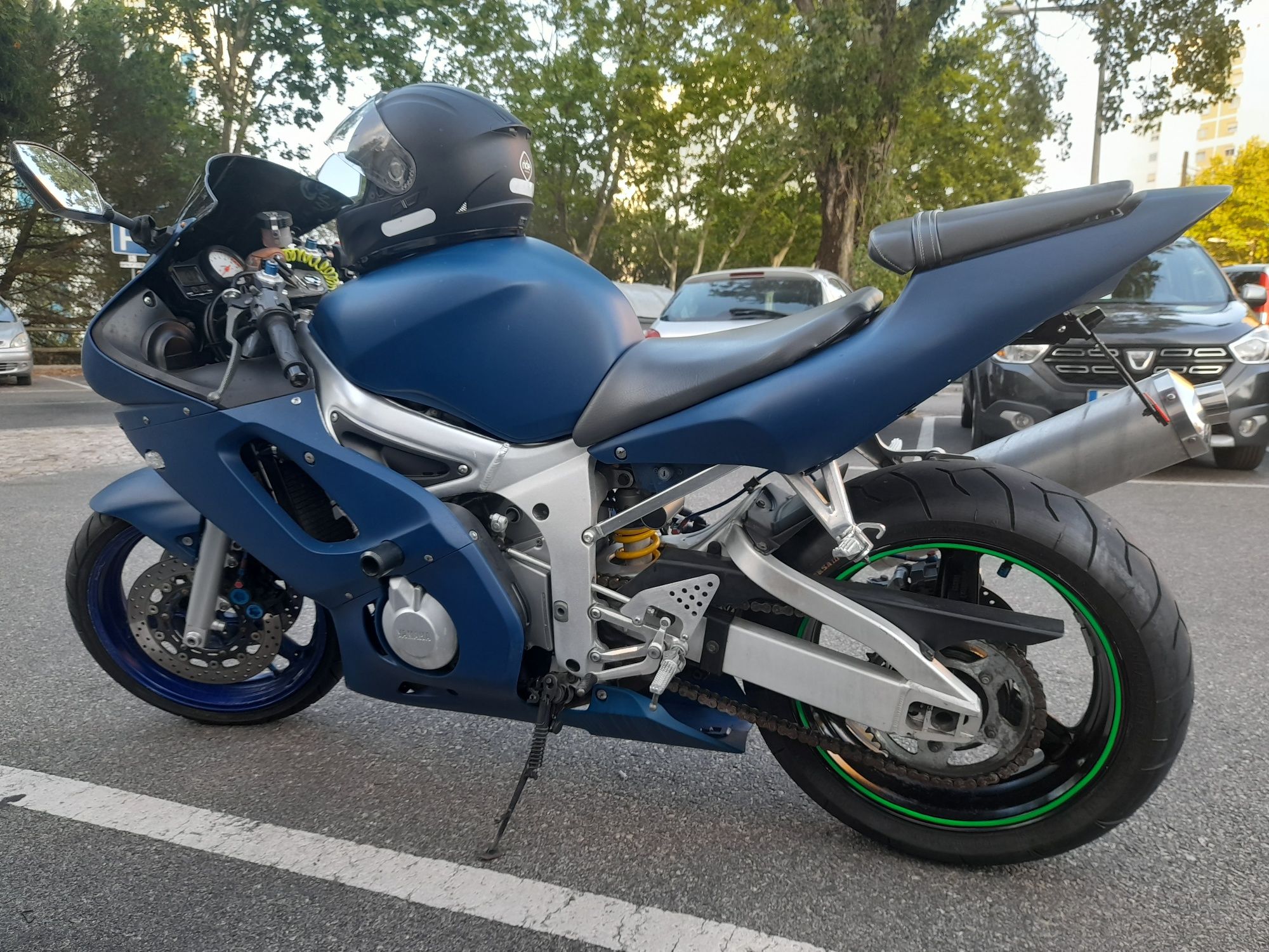 Mota R6 azul Yamaha
