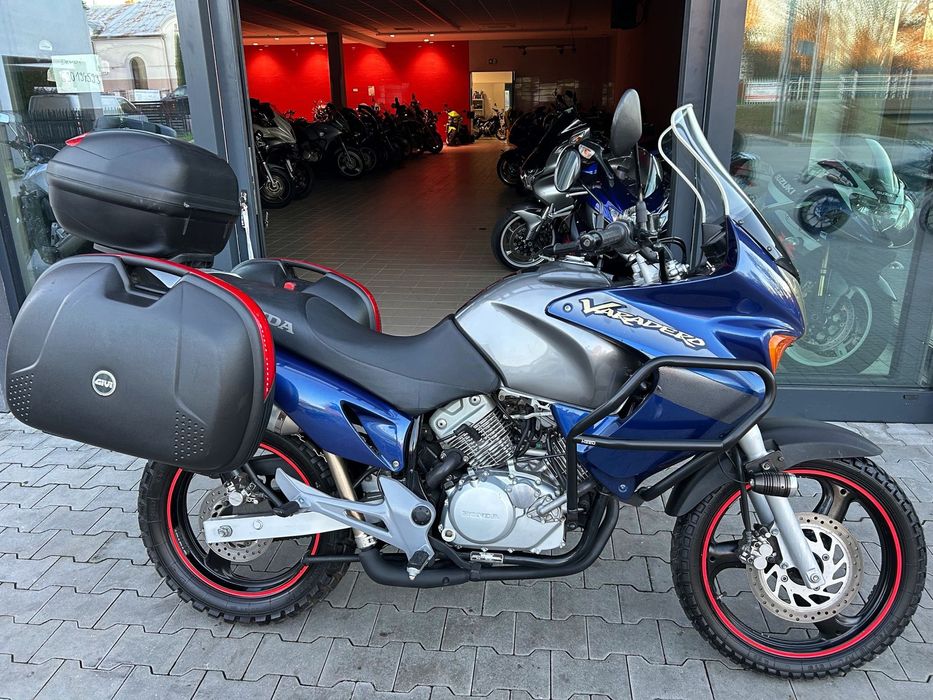 Honda Varadero Piękna Aprilia SX 50 FABRYCZNY STAN Oryginał przebieg Szwajcaria RATY