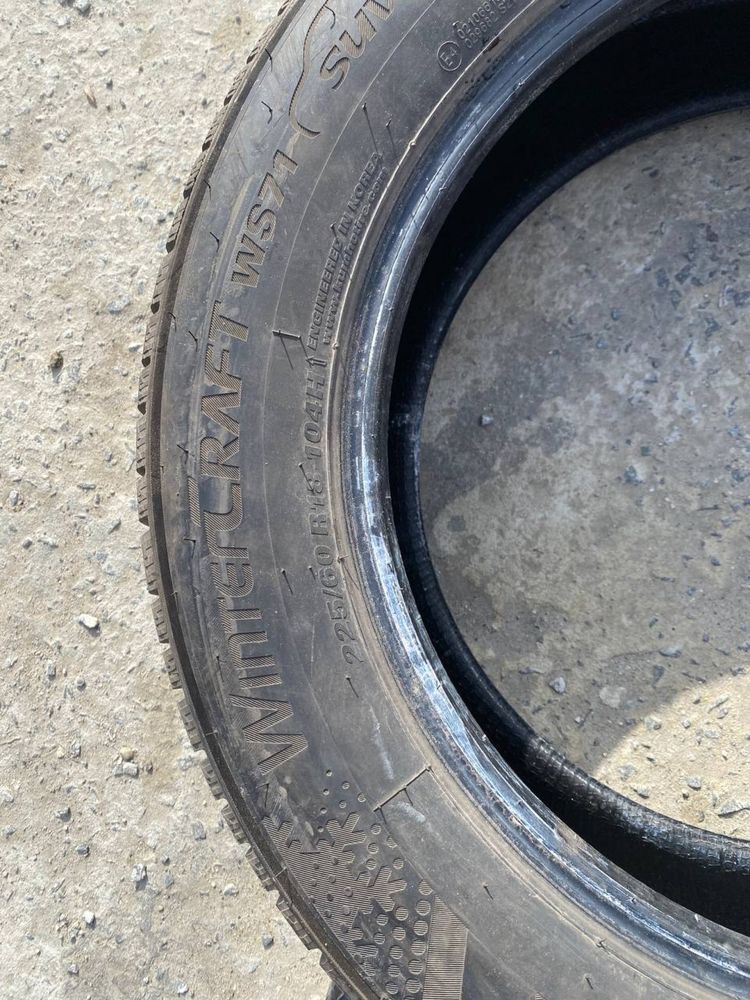 Резина Kumho WinterCraft 225/65R18 104H