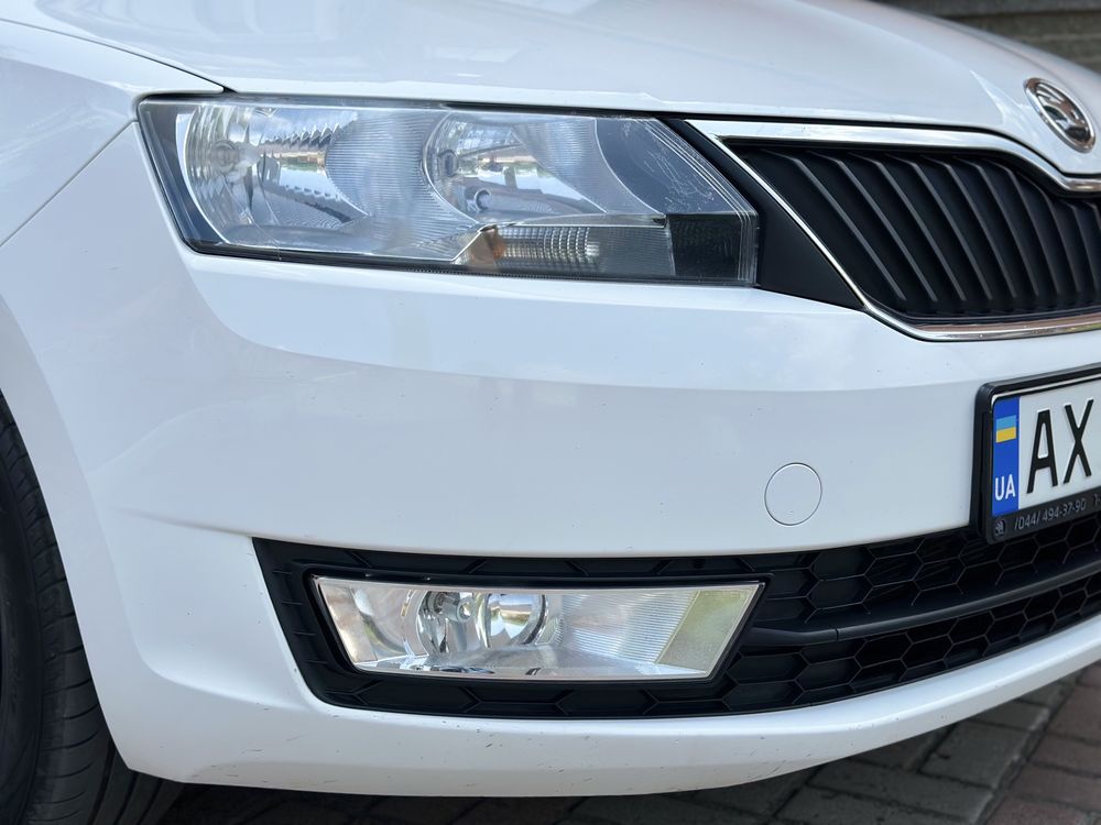 Продам SKODA RAPID 1.2TSI 2015 рік