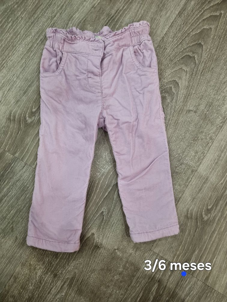 Roupa e acessórios de bebe vários meses