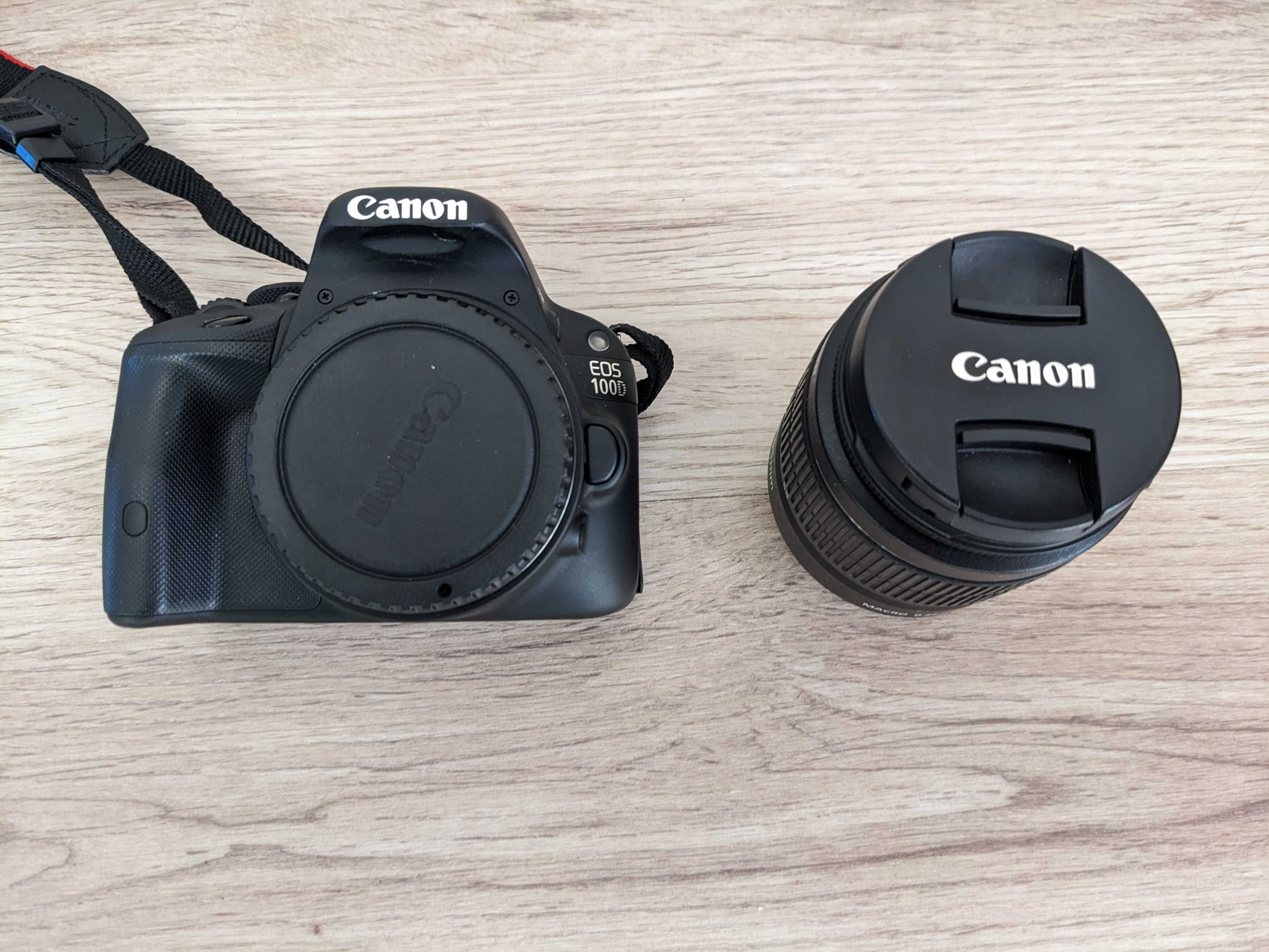 Дзеркальний фотоапарат Canon EOS 100D (EF-S 18-55mm III)