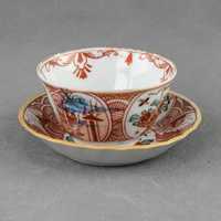 Taça e pires Porcelana China, Qianlong, decorada na Holanda–Sec. XVIII