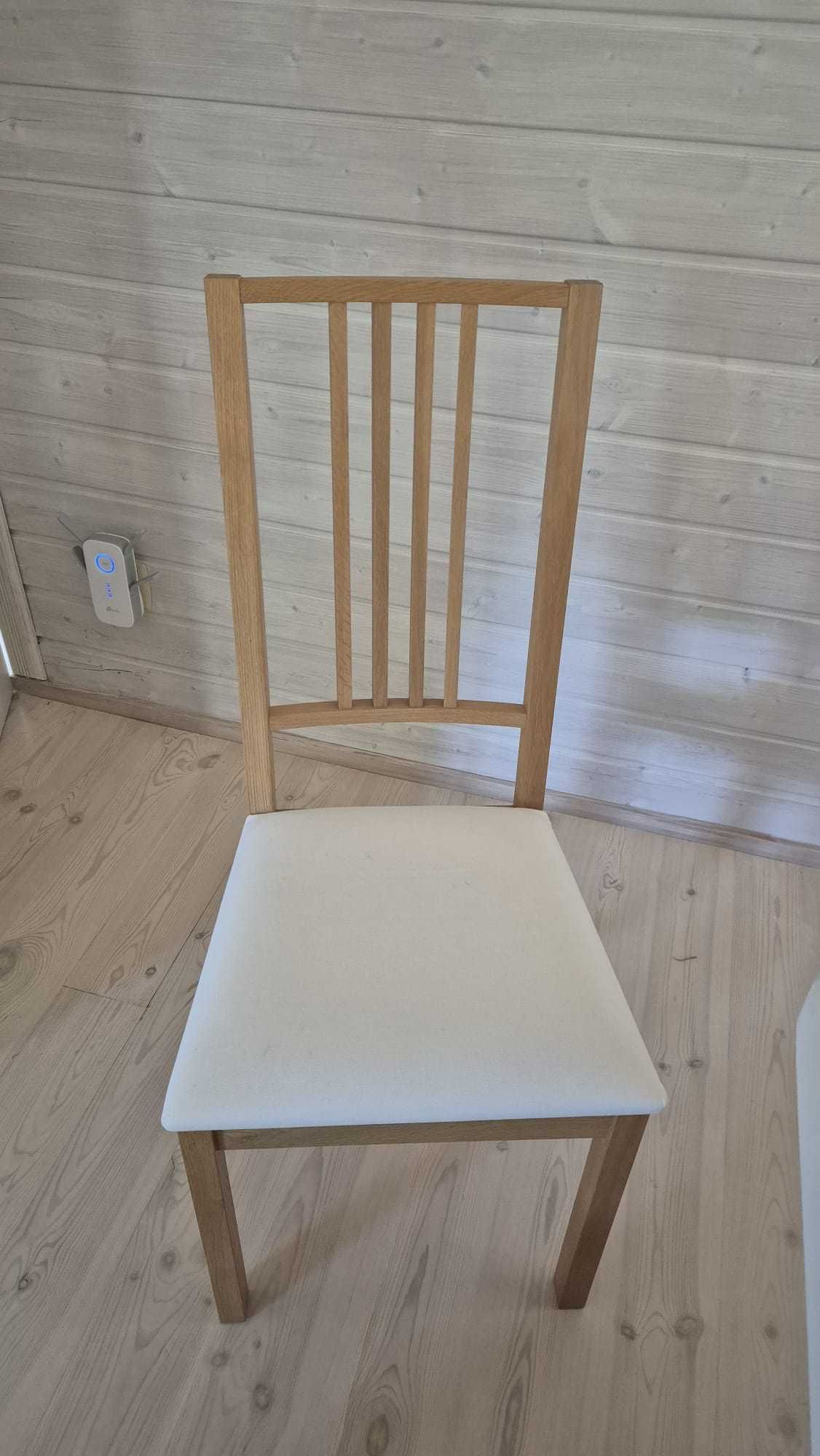 Sprzedam komodę, krzesła i stół