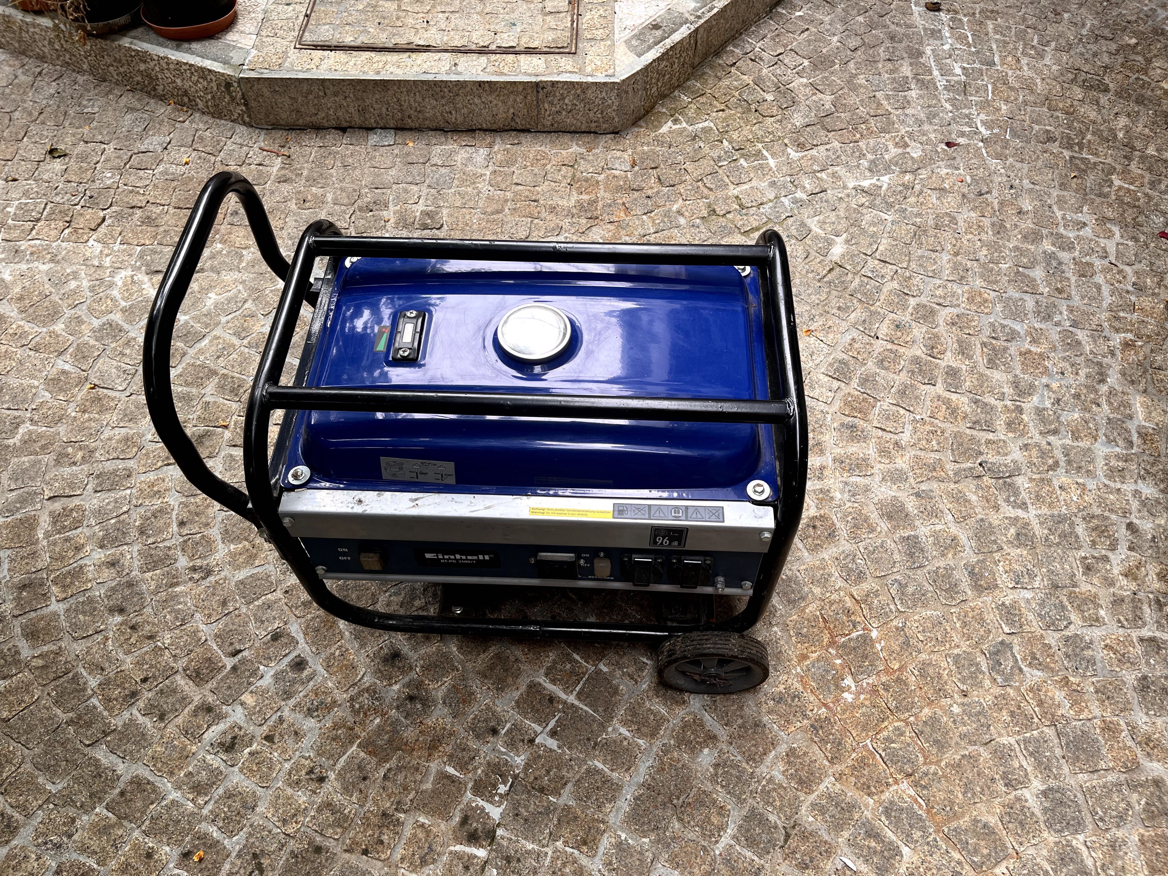 Gerador monofásico de energia