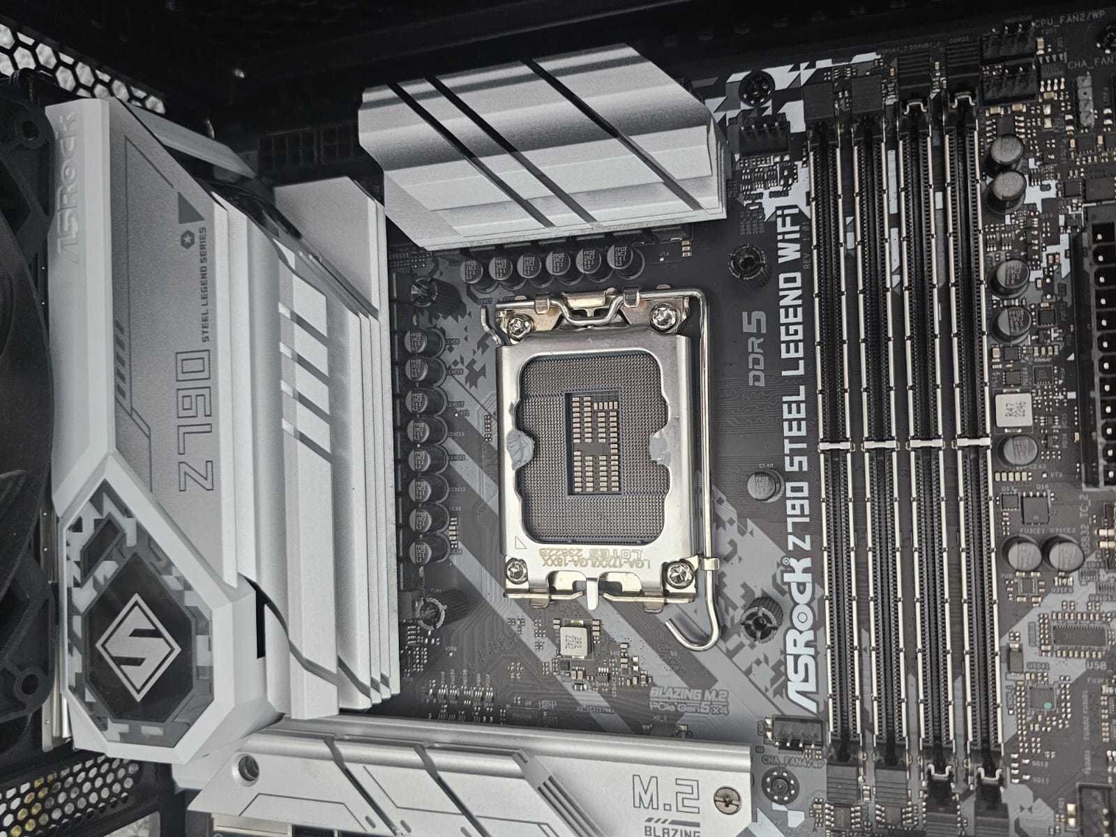 Płyta główna ASRock Z790
Steel Legend WIFI