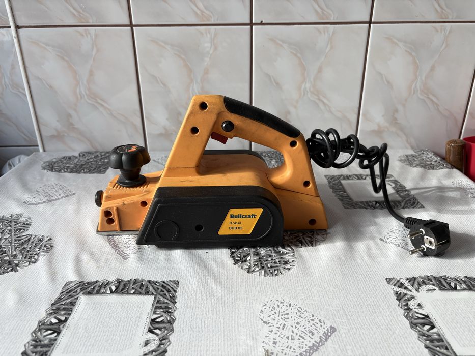 Strug elektryczny Bullcraft