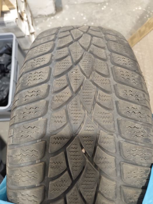 Opony całoroczne 235.60.17