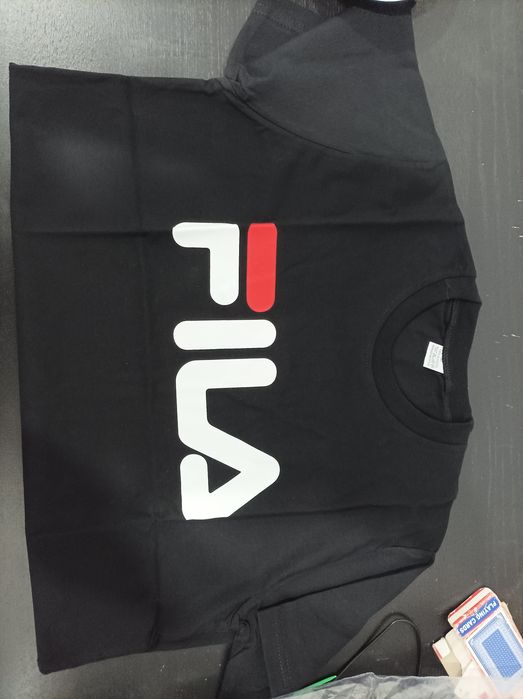 T-shirt preta Tam. M