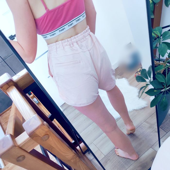 Spodenki szorty wysoki stan pudrowy róż 4F