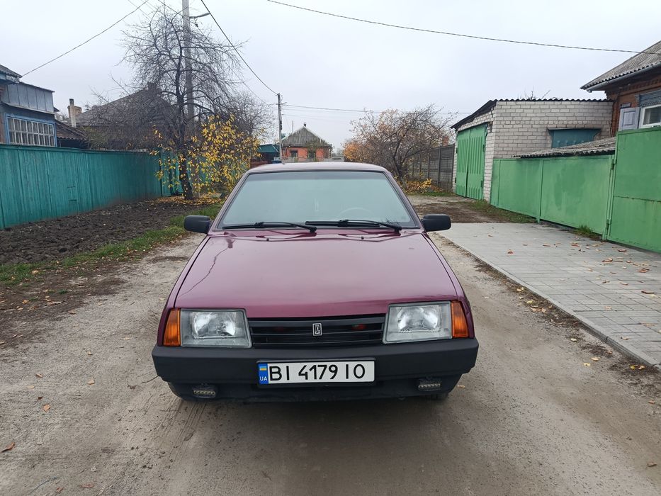 Продам ваз 21099 в хорошем состояние