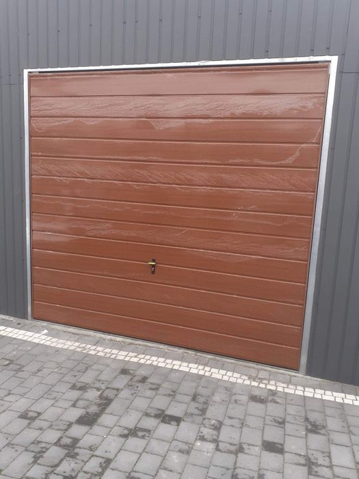 Brama garażowa PRODUCENT
