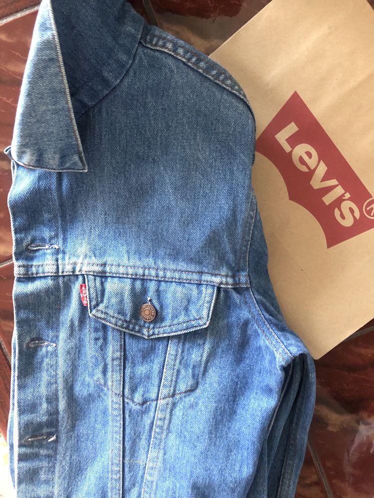 Пиджак куртка Levi’s джинсовый M