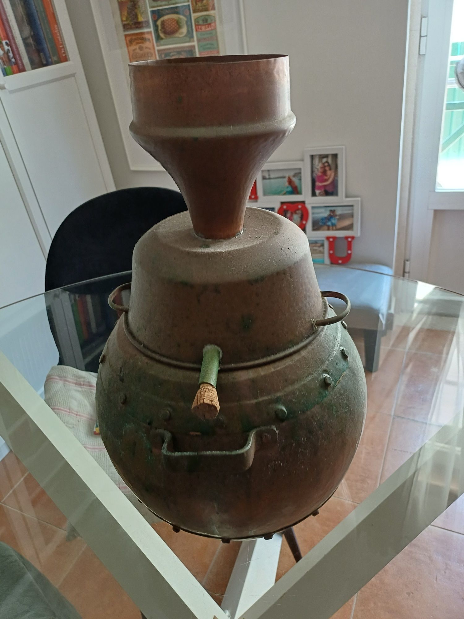 Alquitarra de cobre tradicional soldada