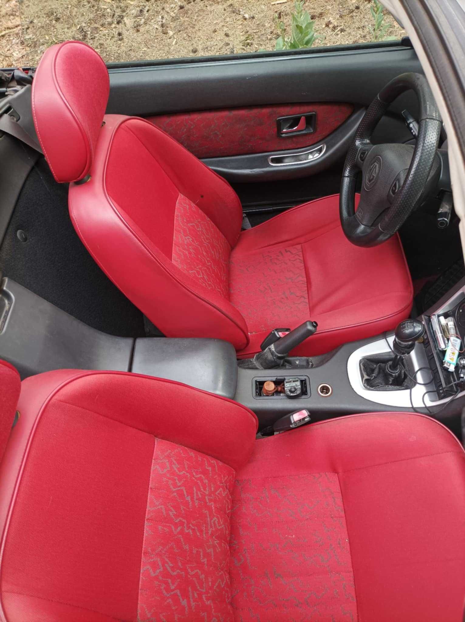 MGf Kabriolet 97  1.8 nie rezerwuje .