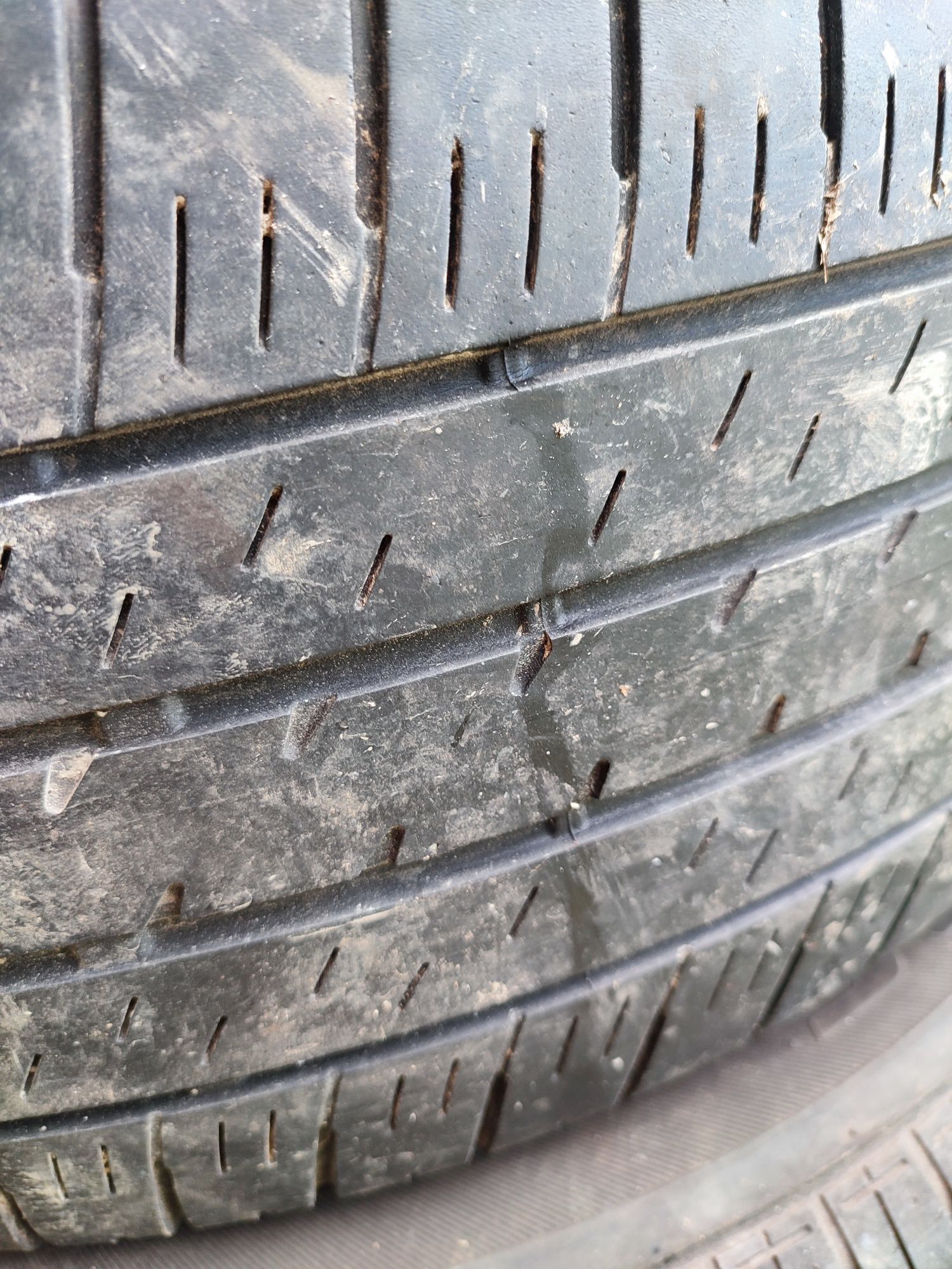 Opony Bridgestone DUELER H/L 235/60R18