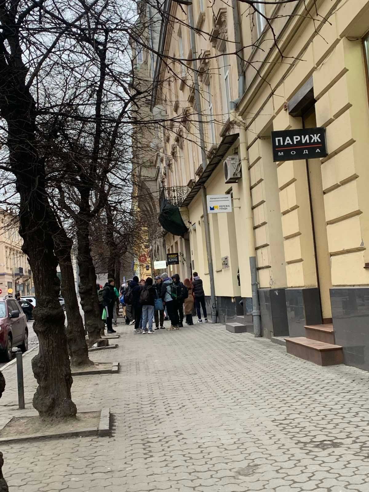 Оренда фасадного приміщення вул. Січових Стрільців