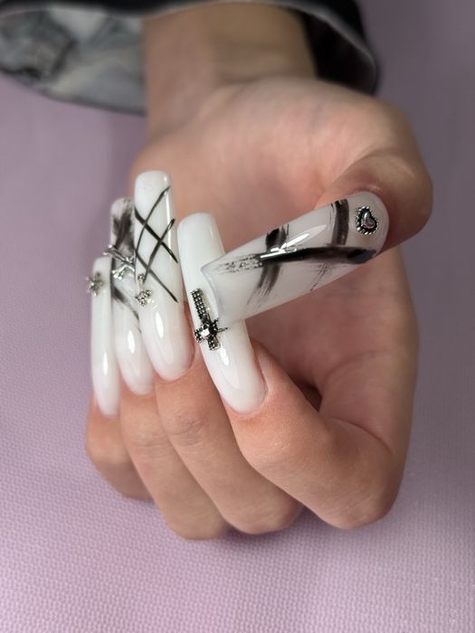 Манікюр, педикюр  черніговське метро