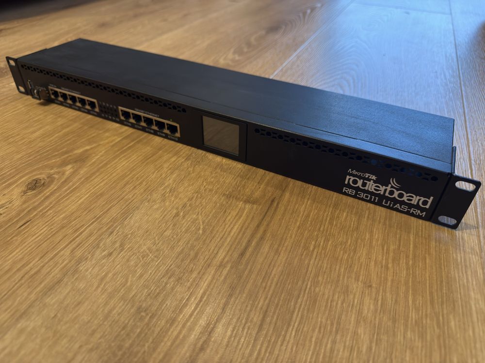 Mikrotik RB3011 zapasowy, praktycznie nowy