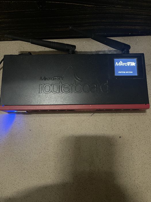 MikroTik RB2011UiAS‑2HnD‑IN маршрутизатор гигабітний роутер