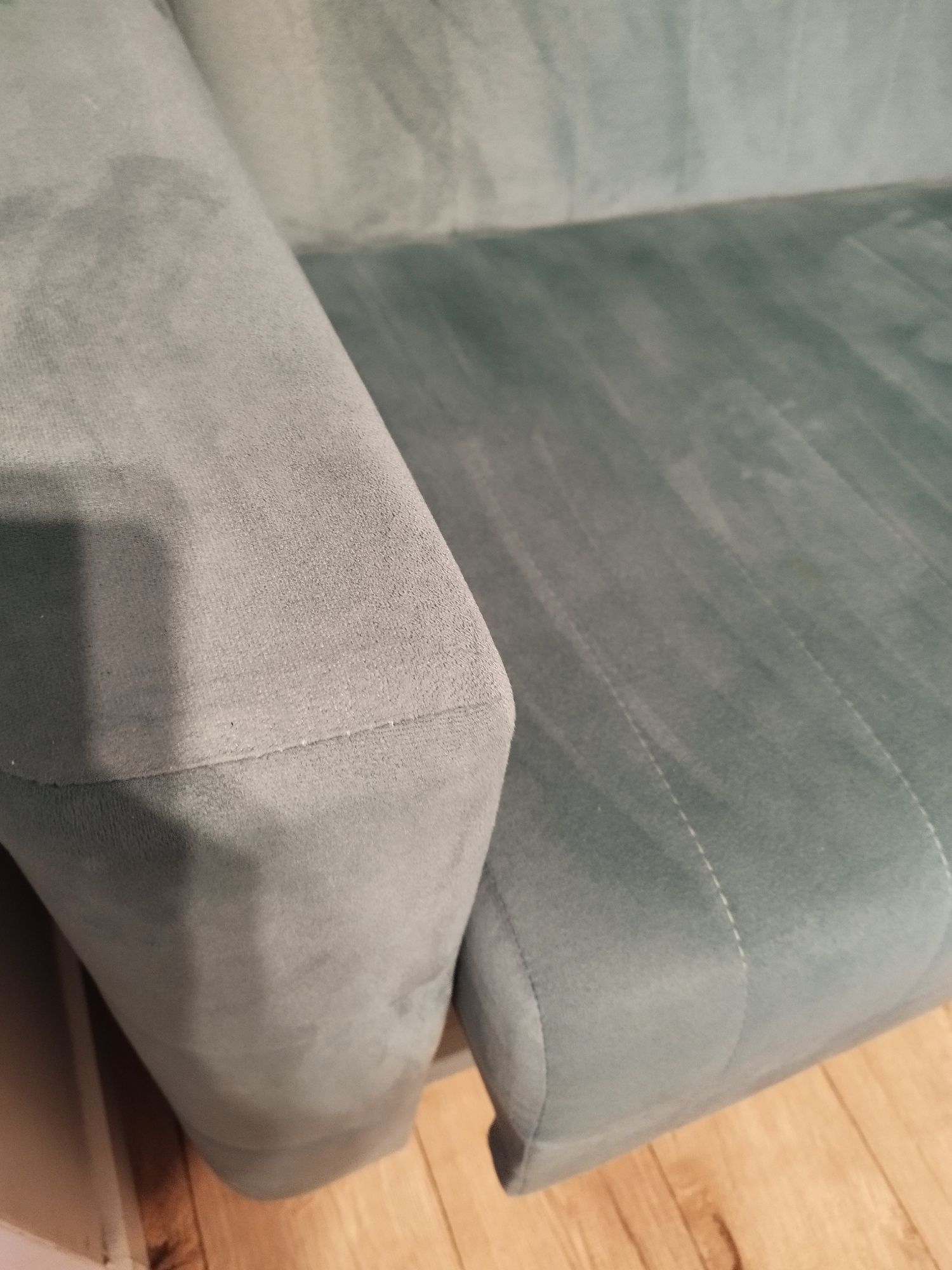 Sofa dwuosobowa Amerykanka Domo 2 Funkcja spania pojemnik na pościel.