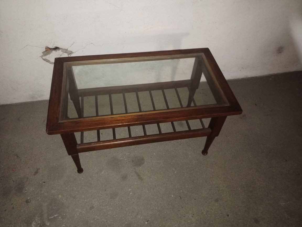 Mesa de centro em cerejeira
