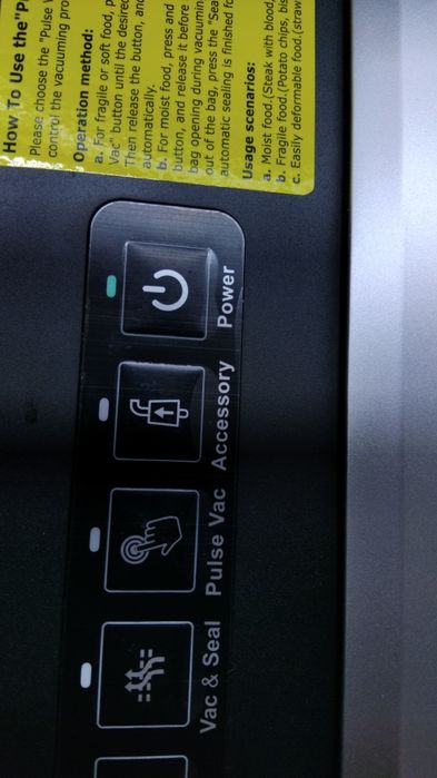 Вакууматор Bonsenkitchen моделей VS2000/VS2100.