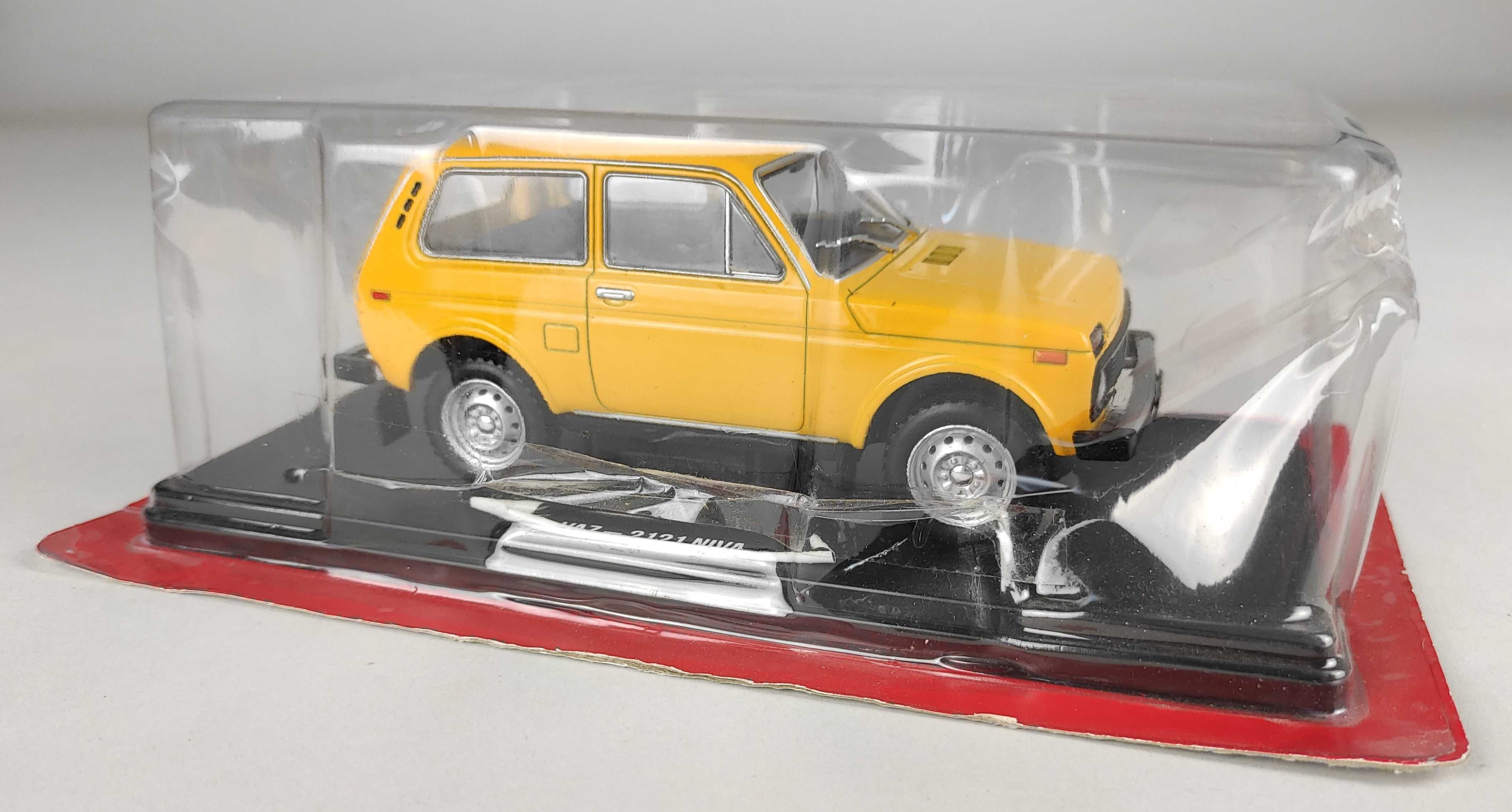 LADA Niva model skala 1:24 Samochody PRL