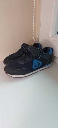 Oddam za darmo adidasy