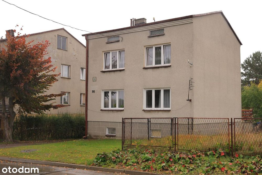 1/2 domu, całe 1 piętro, osobne wejście, 2 garaże, Ryki ul. Dolna 86
