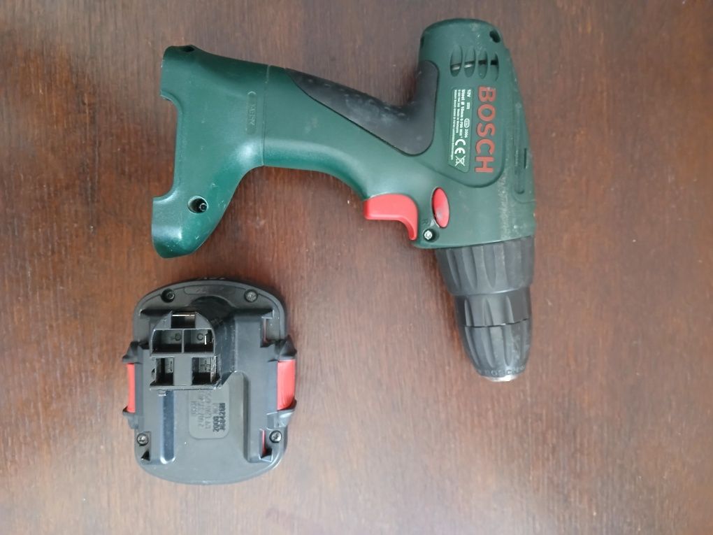 Berbequim com a bateria avariada. Marca Bosch 12V