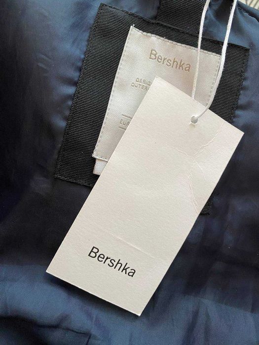 Темно-синяя женская куртка Bershka осенняя жіноча осіння синя темна
