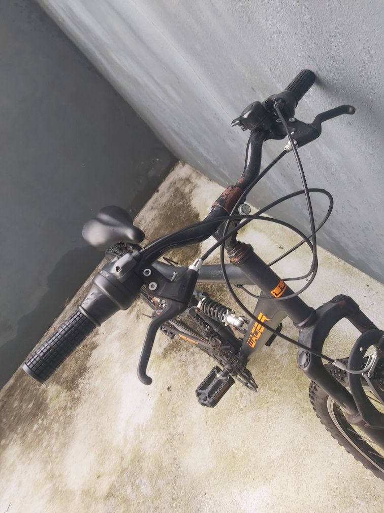 Bicicleta suspensao total