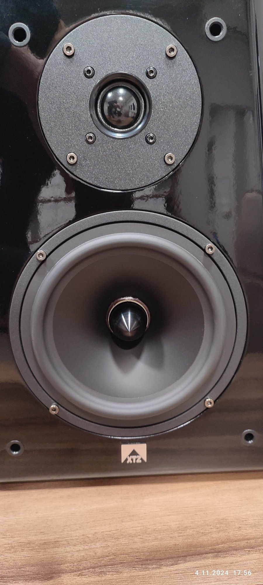 kolumny XTZ 93.23