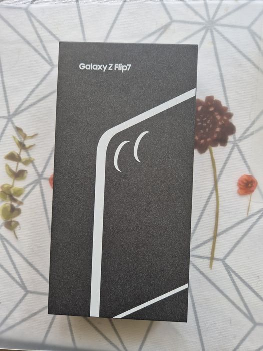 Samsung Flip 7 12/256