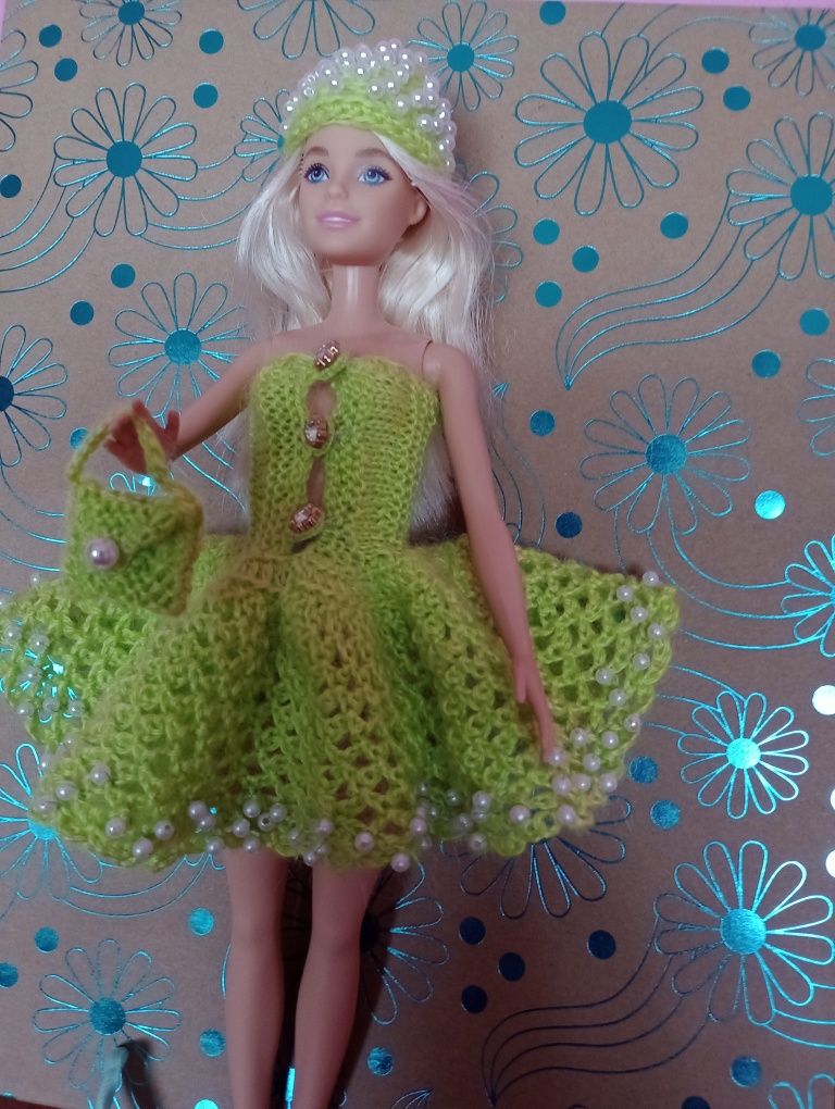 Ubranko dla lalki Barbie.