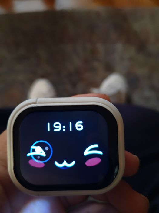 Wireless Headphones com caixa Touchscreen