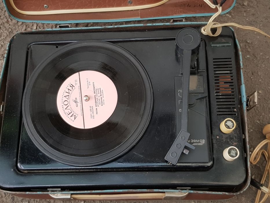 Электрофон "Юность 301"