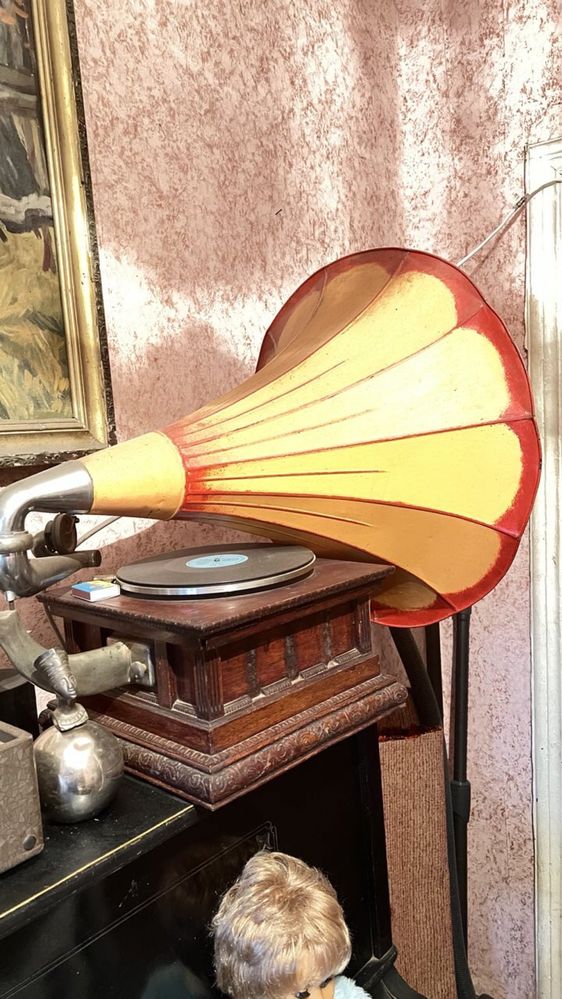 Грамофон Gramophone & Typewriter Ltd. (G&T)