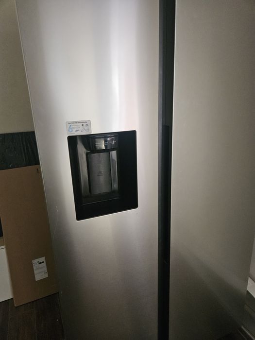 Lodówka Samsung side by side