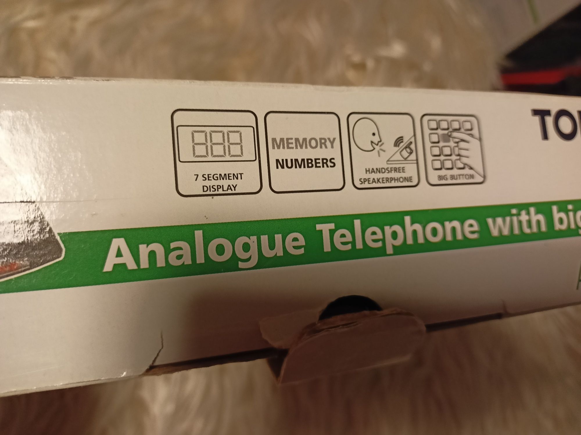Telefon z dużymi przyciskami
