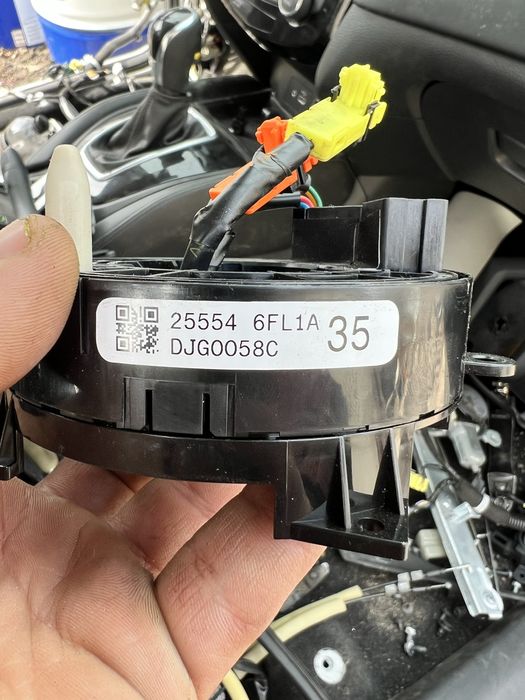 Шлейф с подогревом Nissan Rogue T32