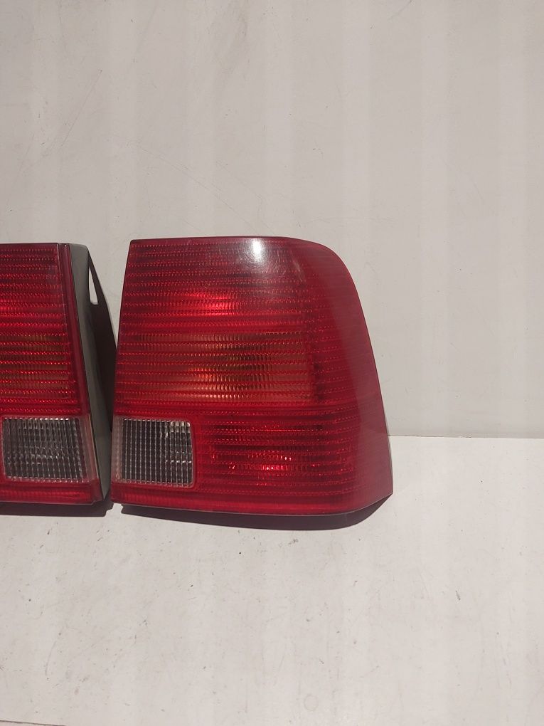 Vw Volkswagen passat b5 sedan prawa lewa tylna lampa lewy przedlift