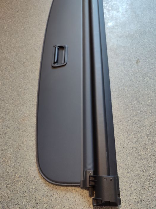 Шторка багажника Ауди Е Трон Audi E-Tron