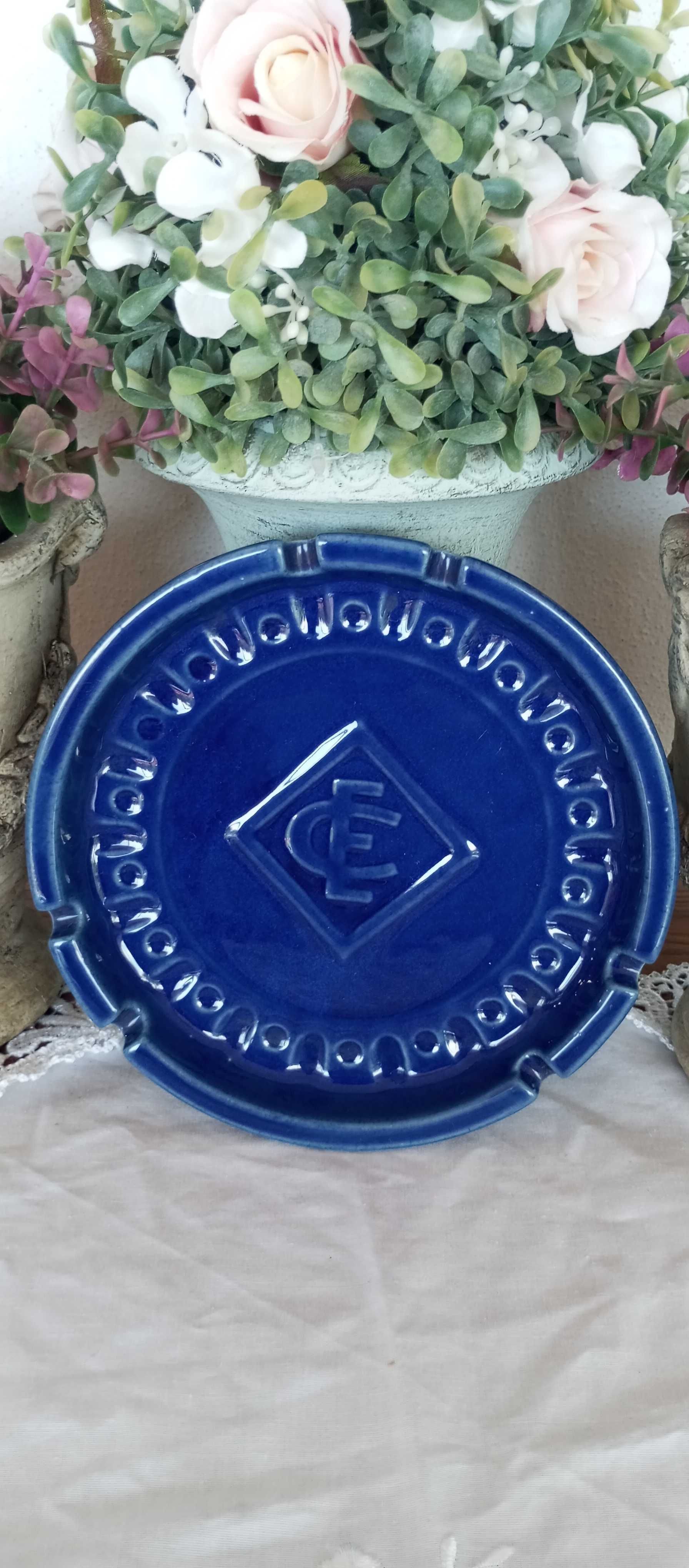 Cinzeiro antigo de coleção